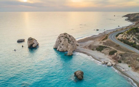 塞浦路斯又發(fā)錢了！開(kāi)放在即，入境旅客若確診所有費(fèi)用均由政府承擔(dān)！(圖文)