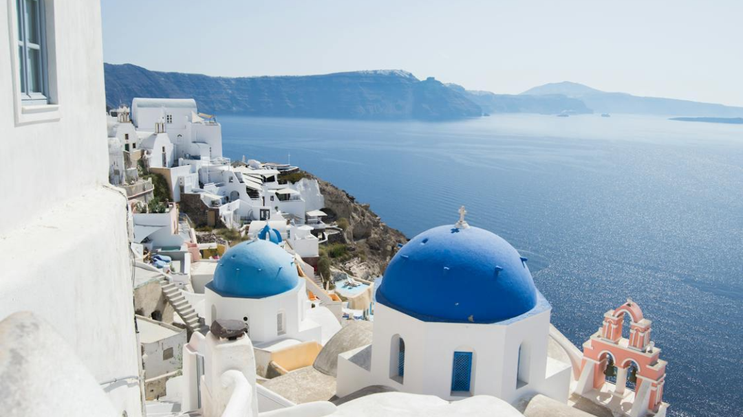 中國決定對希臘施行免簽，透露了哪些信號？