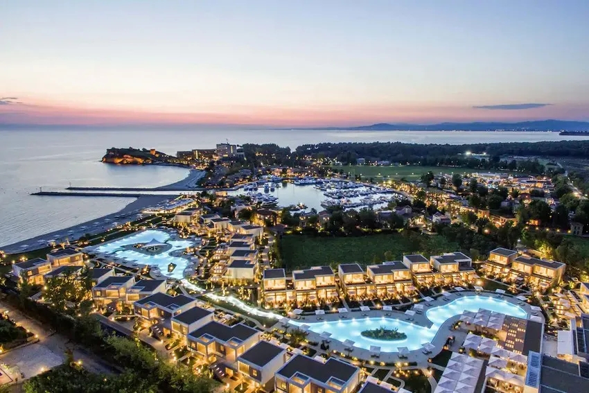 1613974622361940.jpg 640.webp (6).jpg